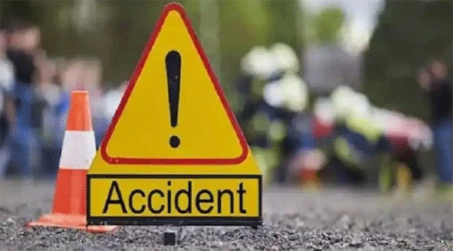 Nigeria में दो बसों की हुई जबरदस्त टक्कर