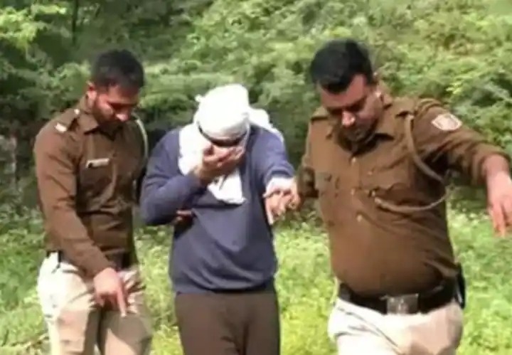 सबूत खोजने के लिए जंगल में भटकती रही पुलिस