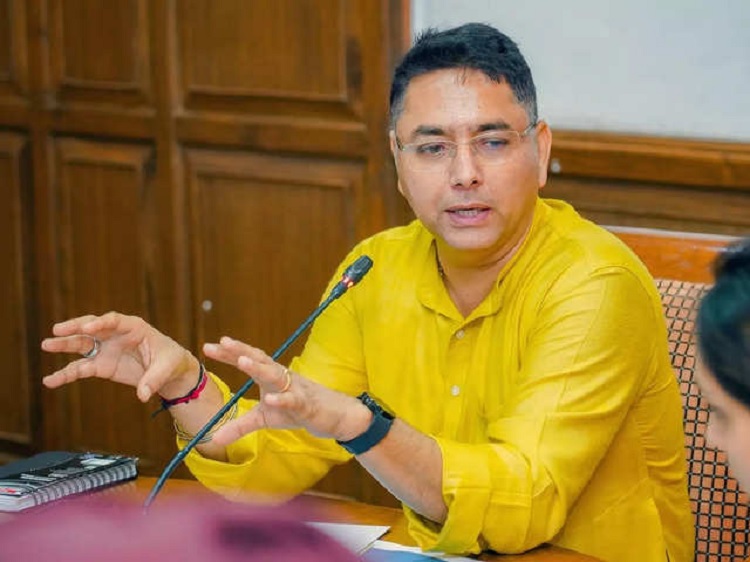 एसएएस नगर में रेहड़ी-फड़ी वालों को मिलेगी अलग मार्केट : अमन अरोड़ा