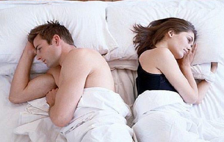 72% महिलाएं मैरिड लाइफ से असंतुष्ट,  इससे बढ़ रहीं शादी में परेशानियां