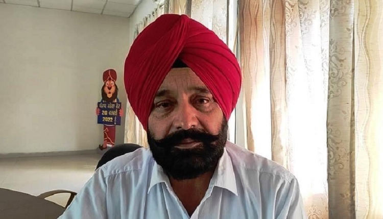 रक्षा सेवा कल्याण मंत्री ने सशस्त्र सेना झंडा दिवस के अवसर पर शहीदों को श्रद्धांजलि की भेंट