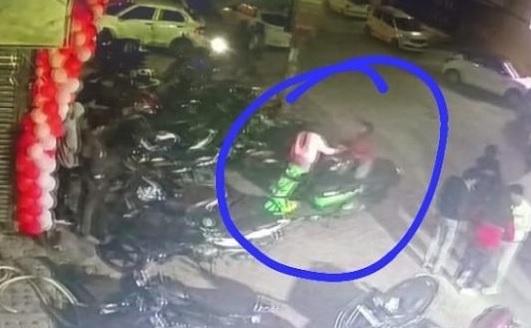 दिल्ली में लड़की से दरिंदगी मामले में नया क्लू, स्कूटी पर 1 नहीं 2 लड़कियां थीं