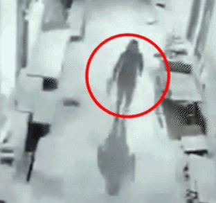 कंझावला एक्सीडैंट केस : आरोपियों की कार के पीछे दिखी पुलिस वैन