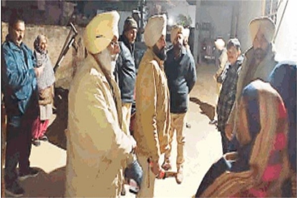 नगर कीर्तन में खूनी खेल, जमकर चली गोलियां