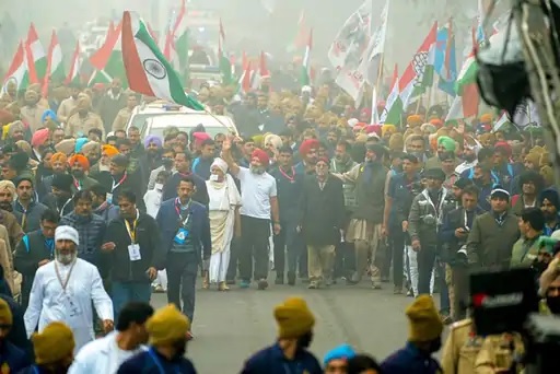 Three लेयर सुरक्षा में राहुल गांधी
