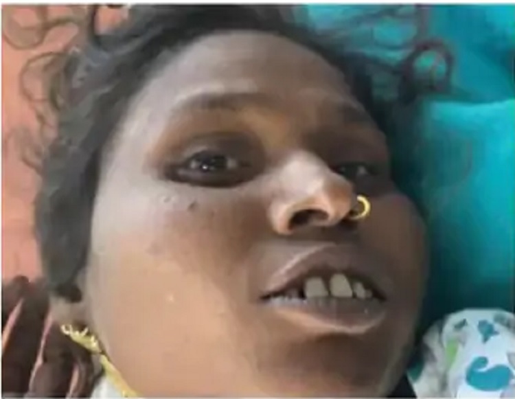 पार्क में तड़पती मिली थी महिला, बच्चे को जन्म देने के बाद हुई मौत, लोग अस्पताल लेकर पहुंचे, नहीं बची जान