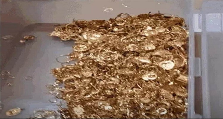 लुधियाना रेलवे स्टेशन पर 2 किलो सोने के साथ 2 तस्कर गिरफतार