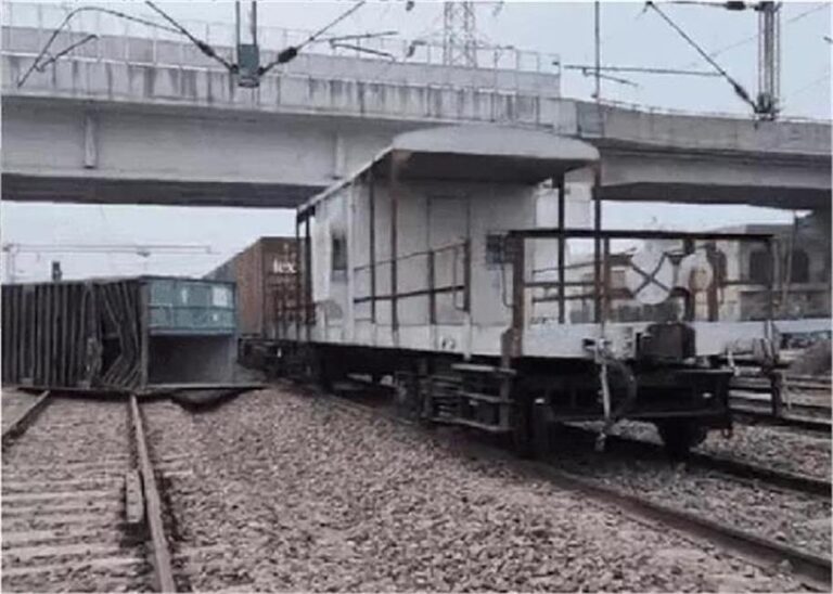 पंजाब : बंद हुआ अमृतसर-दिल्ली Railway Track, जानें वजह 