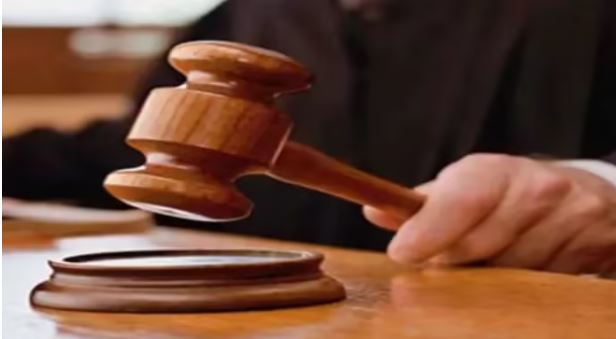 तिहरे हत्याकांड के दोषी को मिली 70 साल कैद की सजा, पत्नी-साली और उसके बेटे को उतारा था मौत के घाट