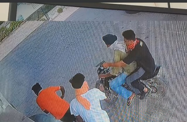 Punjab के  Petrol Pump पर बड़ी घटना, CCTV तस्वीरें आई सामने