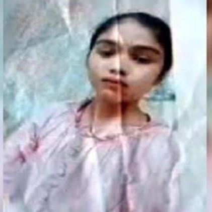 मां ने थप्पड़ मारने पर घर से भागी बेटी, ऐसे हालत में देख उड़े होश