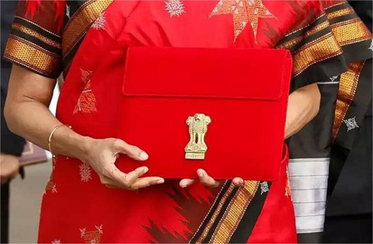 Budget 2024: इनकम टैक्स की मौजूदा स्लैब क्या है, इसमें क्या हो सकते हैं बदलाव?
