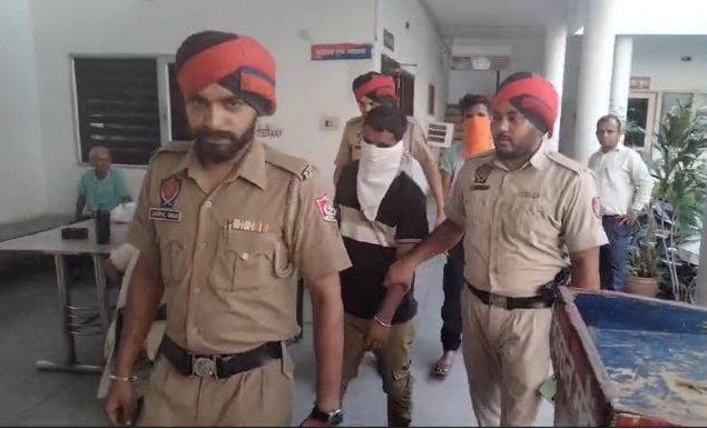 स्नैचिंग मामले में जालंधर पुलिस की छापेमारी जारी, 2 स्नैचर गिरफ्तार